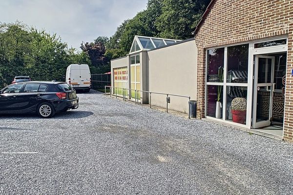 Commercieel te koop / Koersel
