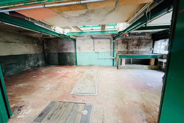 Garage te koop / Brugge