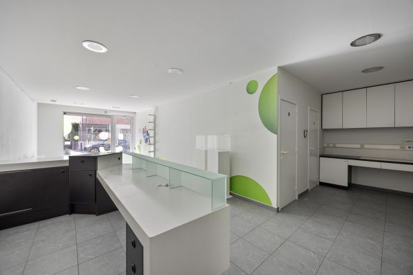 Commercial a louer / Bilzen-Hoeselt