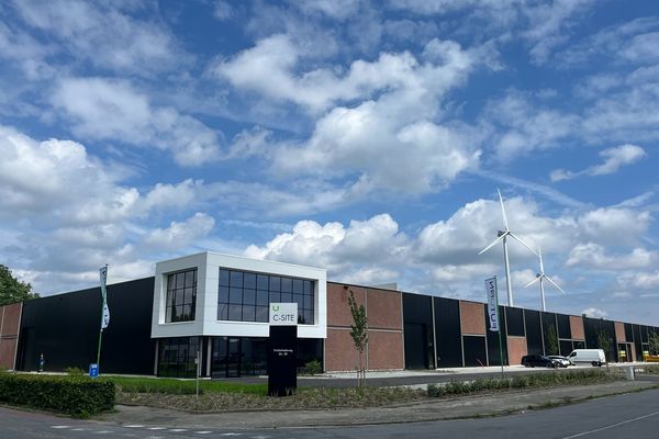 Industrieel te koop / Hasselt