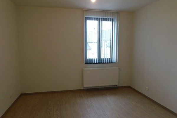 Huis verhuurd / Paal