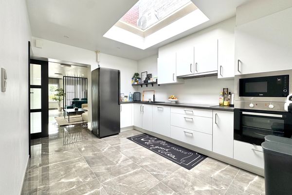 Huis
                            te koop in Sint-Eloois-Vijve