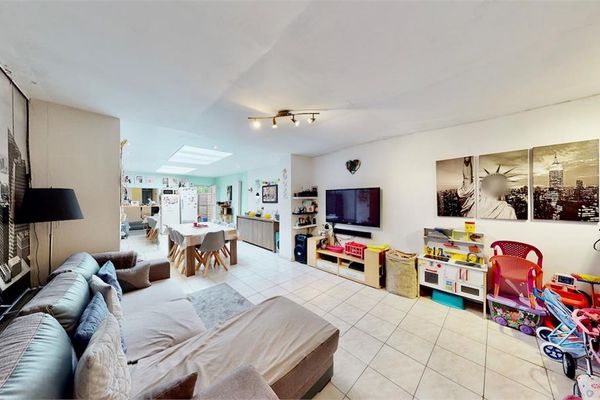 estate img