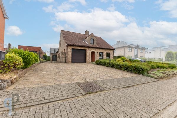 Villa
                            te koop in Sint-Lievens-Houtem