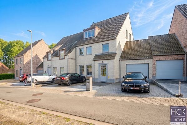Gelijkvloersappartement
                                te huur in Kruishoutem