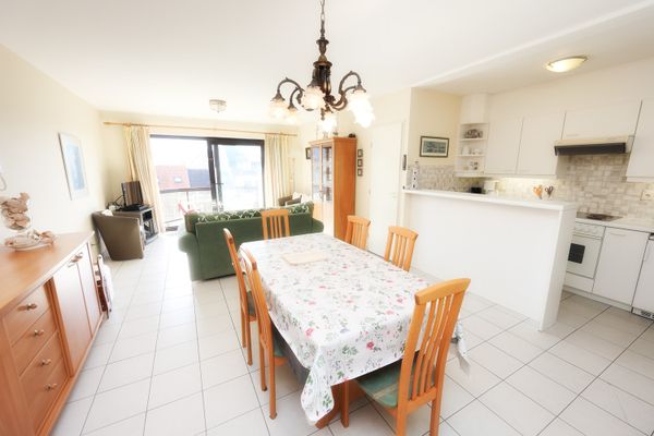 Studio met slaaphoek
                            te koop in Oostende