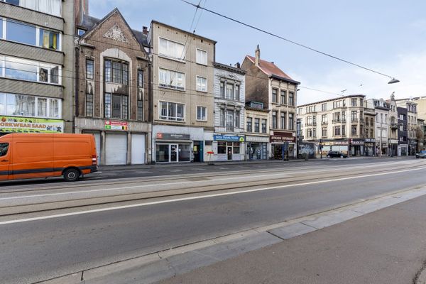 Estate main image