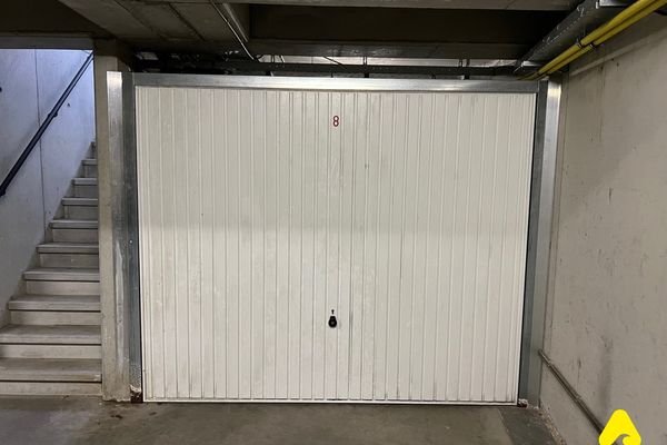 Garage te koop / Sint-Idesbald