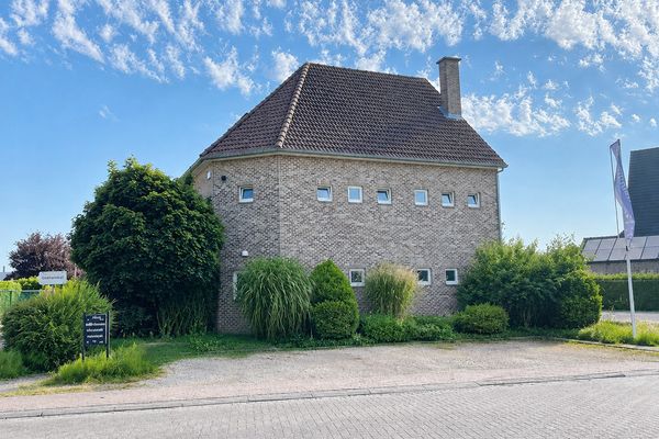 Praktijkruimte  in Kuringen