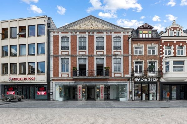 Gemengd gebouw
                            te koop in Sint-Truiden