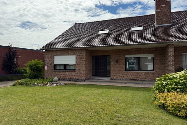 Estate main image