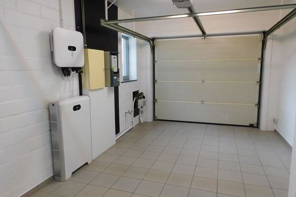 Huis verhuurd / Paal