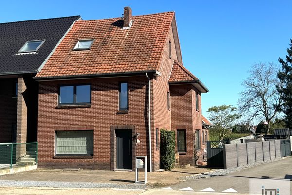 Woning
                                te koop in Maaseik