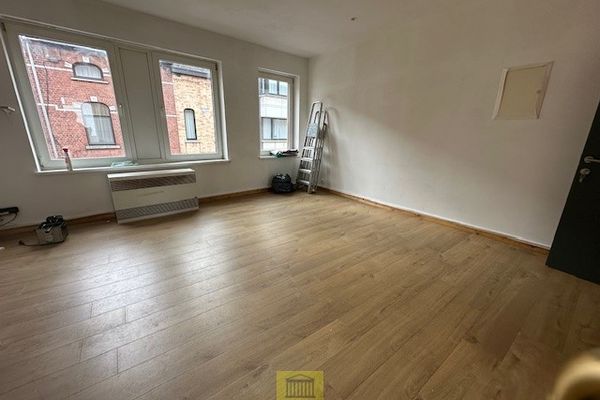 Estate main image