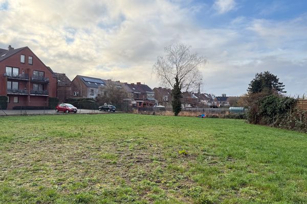 Terrain constructible
                            a vendre in Saint-Ghislain