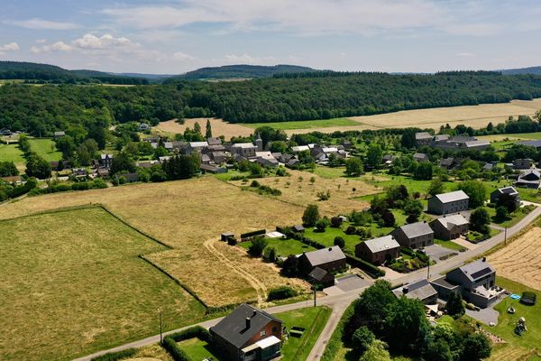 Grond
                                te koop
                                in Hotton