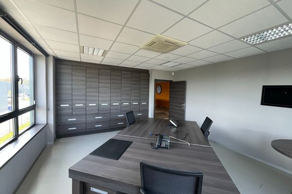 Industrieel te koop / Genk