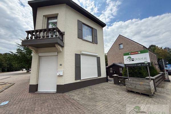 
                                        Huis
                                        verhuurd
                                        in Tessenderlo-Ham
                                    