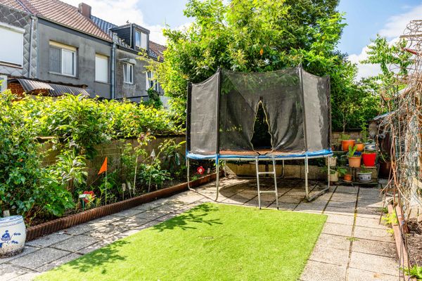 Appartement
                                te koop
                                in Merksem