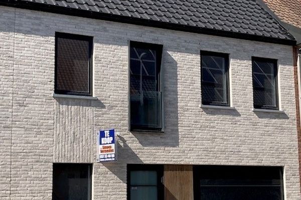 Huis
                                te koop
                                in Poperinge