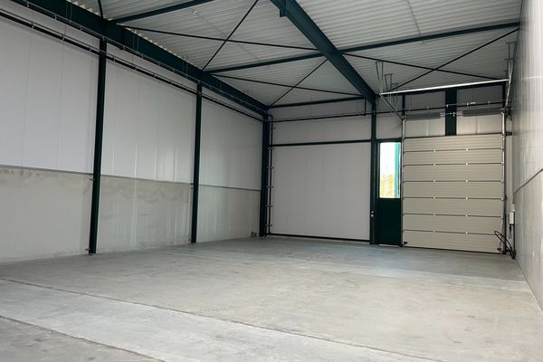 Industrieel te koop / Hasselt