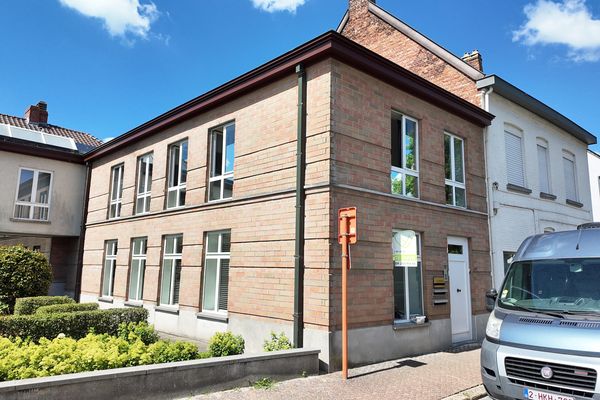 Commercieel te huur in Zomergem