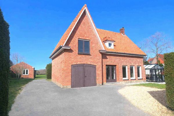 Huis
                                te koop
                                in Maldegem