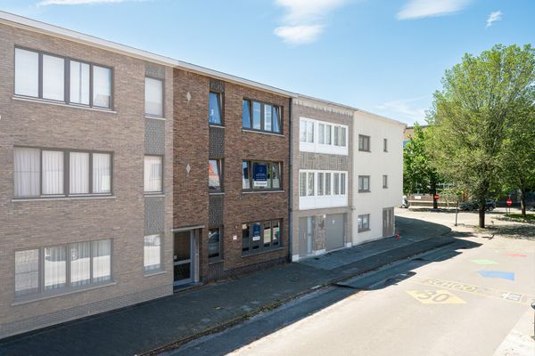 Appartement
                                te koop
                                in Eeklo
