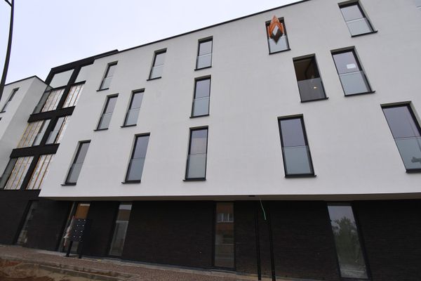 Estate main image