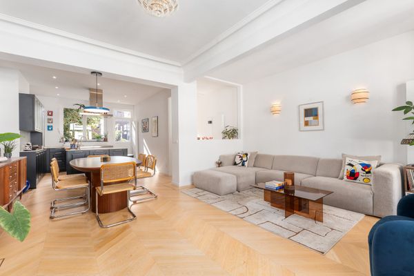 Estate main image