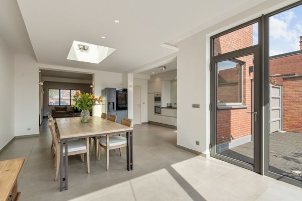 Estate main image