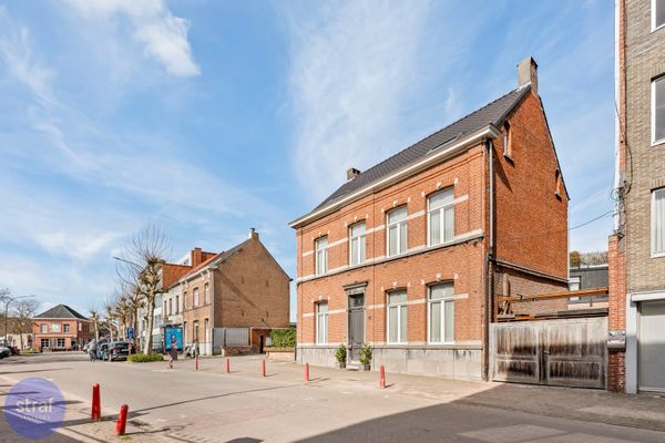 Huis
                            te koop in Burcht