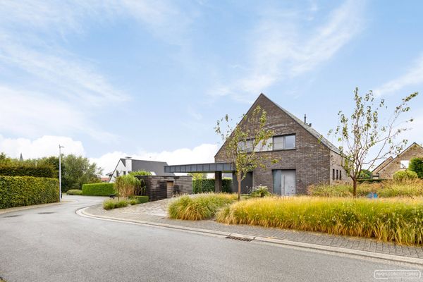 Huis
                            verkocht in Kluisbergen