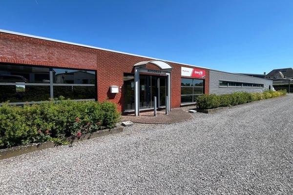 Industrieel te koop / Landen