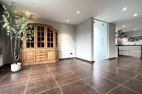 Huis te huur / Stevoort