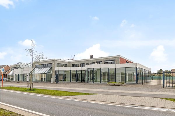 Estate main image