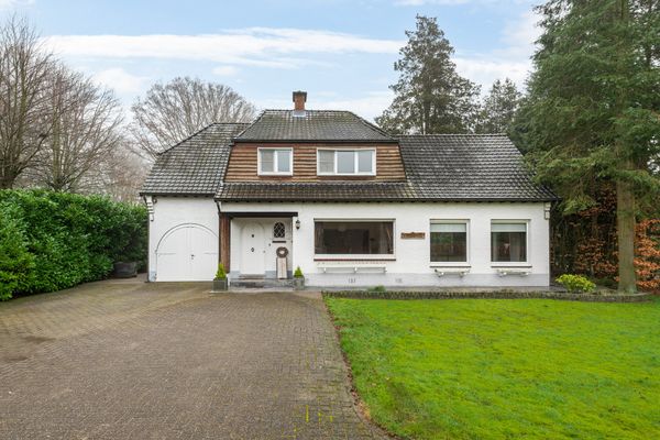 Huis
                            optie koop in 's Gravenwezel