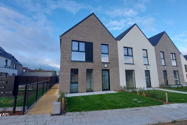 Huis in Sint-Pieters-Kapelle