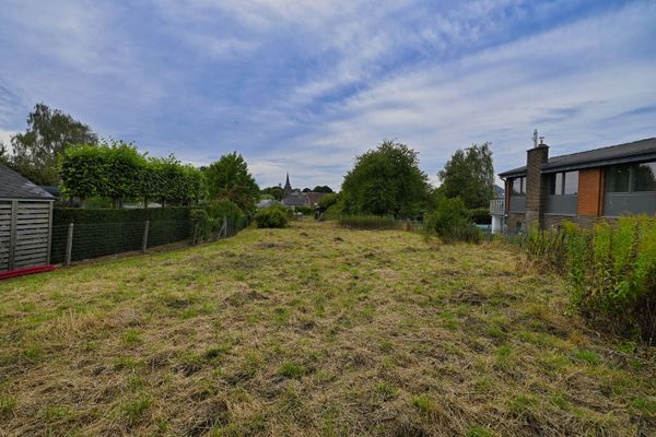 Terrain
                                option d'achat
                                in Emines
