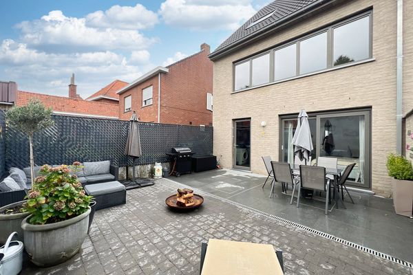 Huis
                                te koop
                                in Torhout