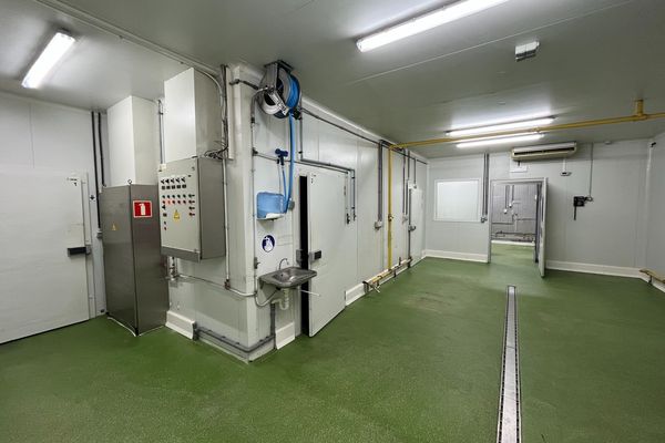 Industrieel te koop / Genk