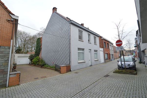 Huis
                                verkocht
                                in Evergem