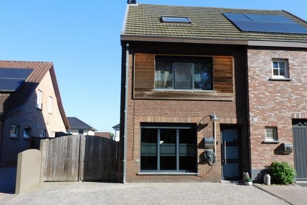 Eengezinswoning
                                te huur in Leopoldsburg