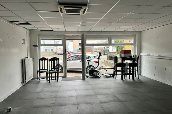 Commercial a louer / Riemst