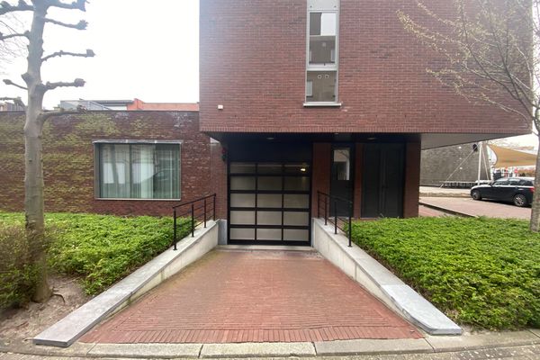 Garage
                                te huur
                                in Brasschaat