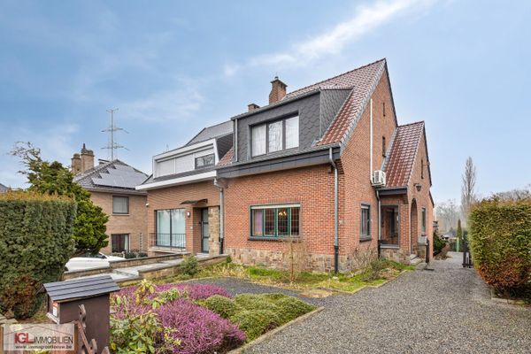 Estate main image