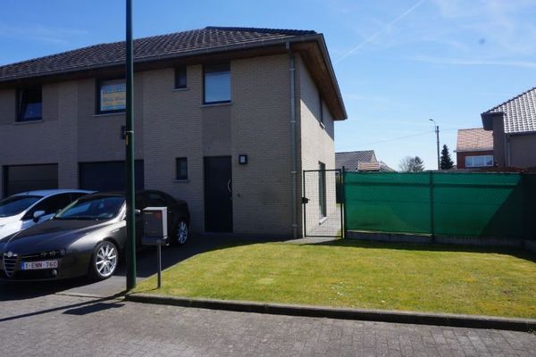 Huis
                                te huur
                                in Torhout