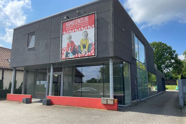 Bedrijfsgebouw
                            verhuurd in Diepenbeek