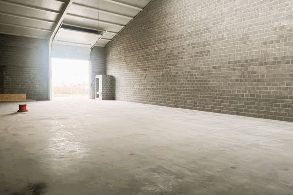 Industrieel te huur / Zwalm