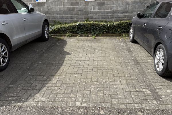 Staanplaats
                            te huur in Leuven
